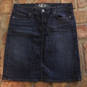 IT blue Jean skirt size 29